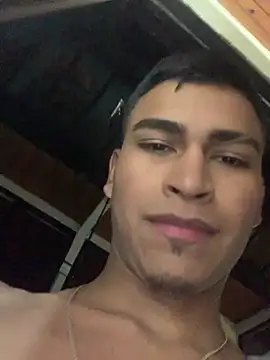 Emiliano Reyes online show from 04-25-26, 08:17