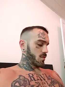 Snapshot of Lkass_fl chatting on 11-16-25, 10:48 Lkass fl online show from 11-16-25, 10:48