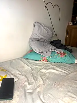 Snapshot of liam_Brooks9 chatting on 11-18-25, 12:42 liam Brooks9 online show from 11-18-25, 12:42