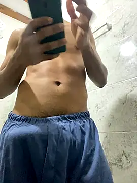 Snapshot of liam_Brooks9 chatting on 11-27-25, 04:36 liam Brooks9 online show from 11-27-25, 04:36