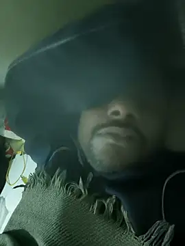 Snapshot of RNlov chatting on 11-17-25, 08:25 RNlov online show from 11-17-25, 08:25