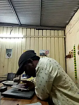 Snapshot of RNlov chatting on 11-20-25, 06:13 RNlov online show from 11-20-25, 06:13