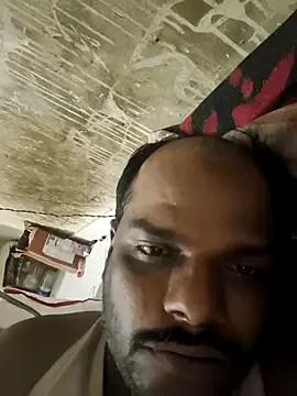 Snapshot of RNlov chatting on 02-10-26, 11:31 RNlov online show from 02-10-26, 11:31