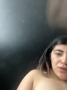 milky denni online show from 04-25-26, 04:37