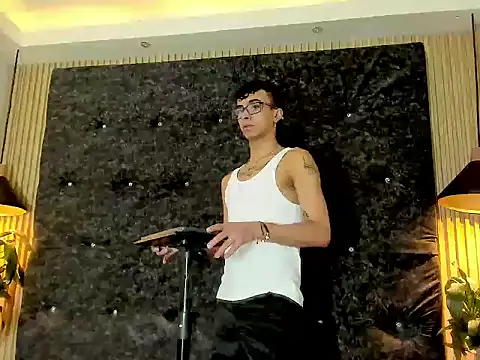 the fenix boy online show from 11-02-25, 07:27