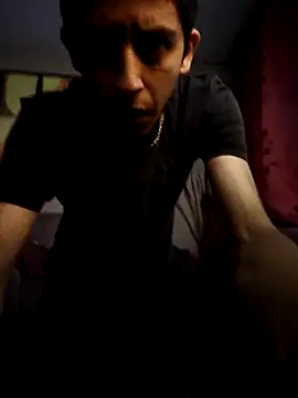 Snapshot of Pedropuente200 chatting on 05-22-26, 11:49 Pedropuente200 online show from 05-22-26, 11:49