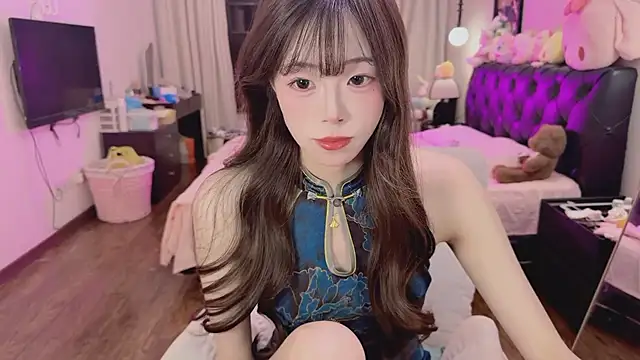 Onecutelittle online show from 05-09-26, 01:05