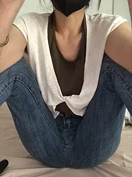 Kylie beem online show from 07-18-26, 09:02