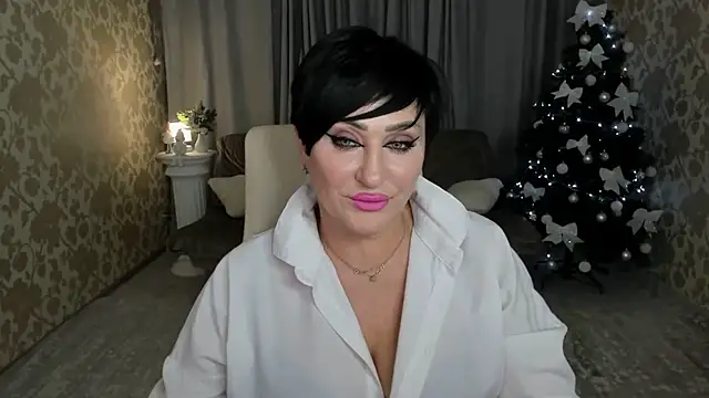 KiraTempt online show from 11-30-25, 11:47