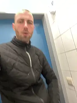 Rotteei1 online show from 11-20-25, 09:20