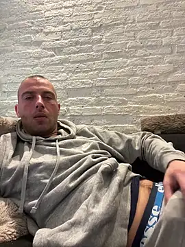 Rotteei1 online show from 03-09-26, 09:46