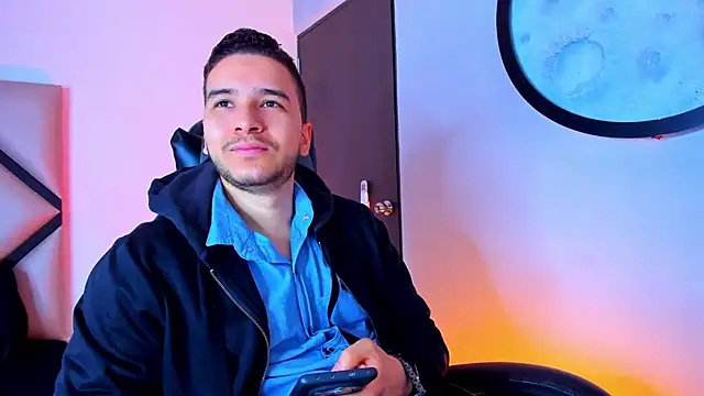 mike 257 online show from 11-28-25, 11:46