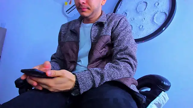 mike 257 online show from 01-10-26, 12:18