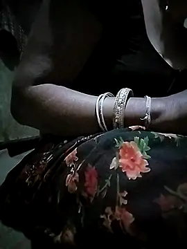 Hot cauple indian online show from 03-15-26, 06:41