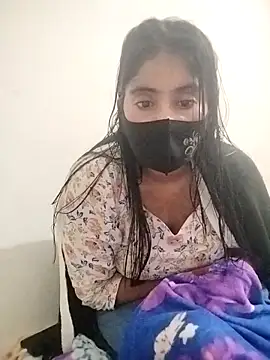 Snapshot of Hot_Angle chatting on 12-16-25, 10:26 Hot Angle online show from 12-16-25, 10:26