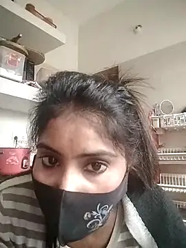 Snapshot of Hot_Angle chatting on 12-20-25, 10:11 Hot Angle online show from 12-20-25, 10:11