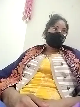 Snapshot of Hot_Angle chatting on 12-21-25, 01:07 Hot Angle online show from 12-21-25, 01:07