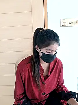 Snapshot of Hot_Angle chatting on 02-25-26, 06:01 Hot Angle online show from 02-25-26, 06:01