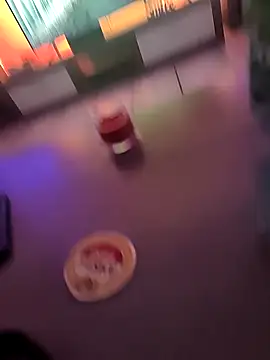 Snapshot of rebeudomi chatting on 10-18-25, 04:41 rebeudomi online show from 10-18-25, 04:41