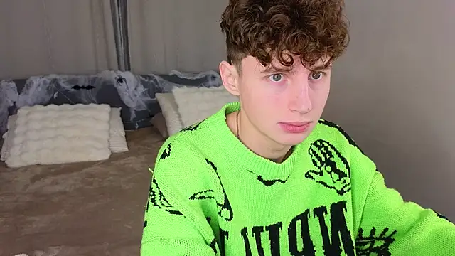 crisp1n online show from 11-06-25, 02:51