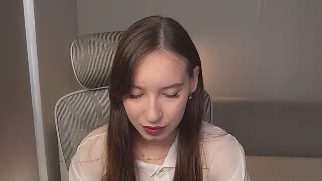 Snapshot of WhyEmmyCry chatting on 07-03-26, 05:36 WhyEmmyCry online show from 07-03-26, 05:36