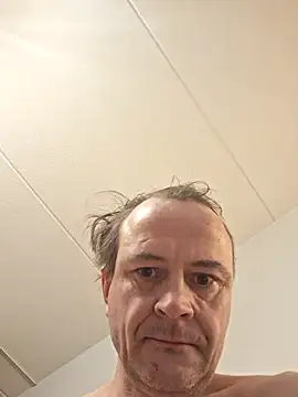 Snapshot of Here-123 chatting on 11-26-25, 07:53 Here-123 online show from 11-26-25, 07:53