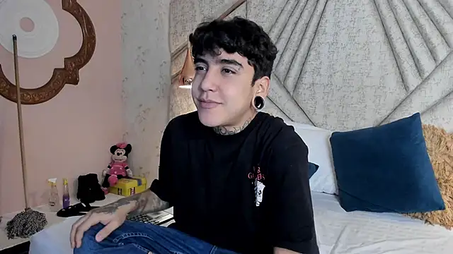 SantiOlsen online show from 11-12-25, 12:38