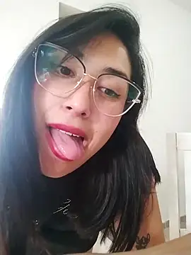 Snapshot of Chinitaaa28 chatting on 11-02-25, 08:22 Chinitaaa28 online show from 11-02-25, 08:22