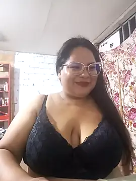 Snapshot of celeste122595 chatting on 11-16-25, 03:45 celeste122595 online show from 11-16-25, 03:45