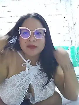 Snapshot of celeste122595 chatting on 05-28-26, 04:10 celeste122595 online show from 05-28-26, 04:10