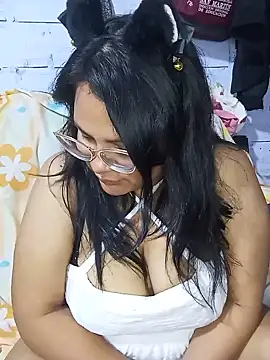 celeste122595 online show from 07-15-26, 04:07