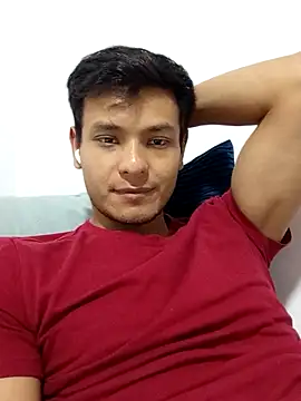 Snapshot of Valois_69 chatting on 10-20-25, 05:08 Valois 69 online show from 10-20-25, 05:08