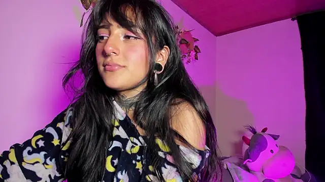 Snapshot of miku_st chatting on 02-26-26, 03:27 miku st online show from 02-26-26, 03:27