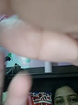 Snapshot of Dhana1 chatting on 10-21-25, 07:58 Dhana1 online show from 10-21-25, 07:58