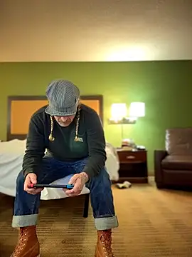 Snapshot of FitChief65 chatting on 11-11-25, 01:05 FitChief65 online show from 11-11-25, 01:05