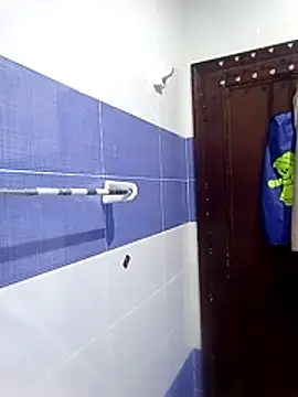 Snapshot of SandyAmr chatting on 11-05-25, 07:30 SandyAmr online show from 11-05-25, 07:30