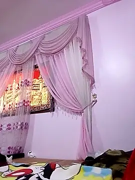 Snapshot of SandyAmr chatting on 02-15-26, 08:24 SandyAmr online show from 02-15-26, 08:24