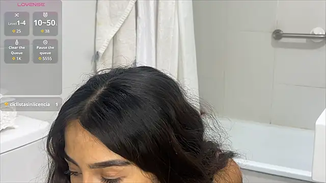 Snapshot of julia_mendes chatting on 11-29-25, 03:53 julia mendes online show from 11-29-25, 03:53