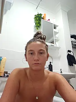 Snapshot of SashaBabyxx chatting on 11-23-25, 07:46 SashaBabyxx online show from 11-23-25, 07:46