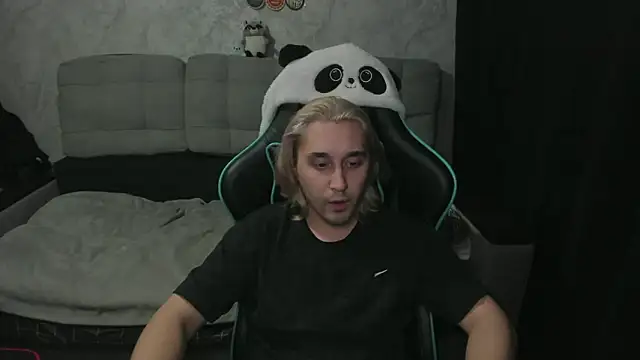 Pohyi  online show from 03-14-26, 02:44