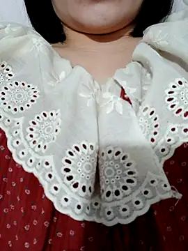 Snapshot of Mina-02 chatting on 11-20-25, 06:24 Mina-02 online show from 11-20-25, 06:24