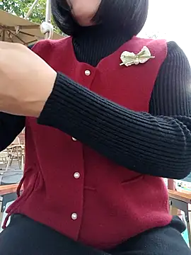 Snapshot of Mina-02 chatting on 12-05-25, 09:40 Mina-02 online show from 12-05-25, 09:40