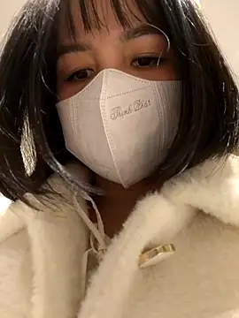 Snapshot of Mina-02 chatting on 01-14-26, 10:21 Mina-02 online show from 01-14-26, 10:21