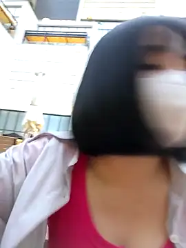 Snapshot of Mina-02 chatting on 02-28-26, 11:00 Mina-02 online show from 02-28-26, 11:00