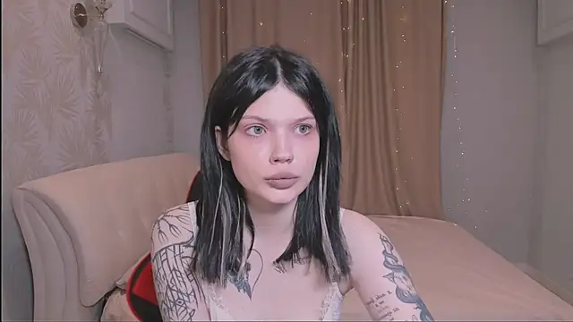 KeepMeOut online show from 10-21-25, 10:27