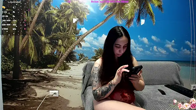 Snapshot of kimberd33 chatting on 11-23-25, 03:01 kimberd33 online show from 11-23-25, 03:01