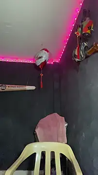 Snapshot of NikitaDragunXXX chatting on 02-21-26, 06:25 NikitaDragunXXX online show from 02-21-26, 06:25