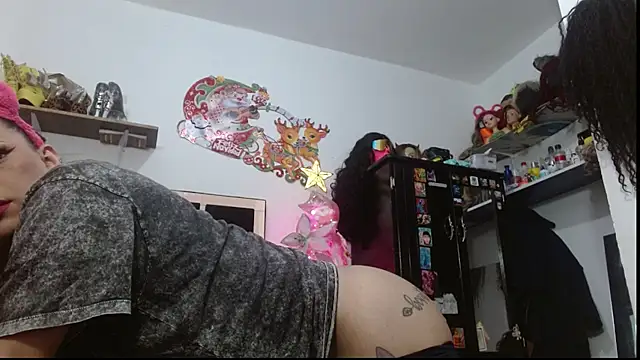 Snapshot of talianha chatting on 11-16-25, 08:14 talianha online show from 11-16-25, 08:14