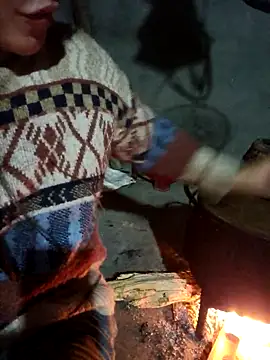 chipu06 online show from 11-02-25, 12:18