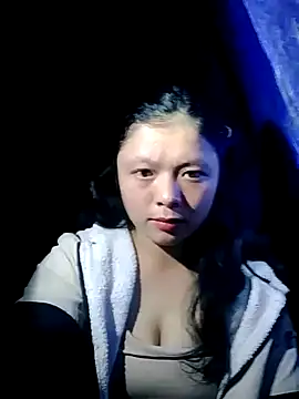 lisa-bae00 online show from 11-04-25, 10:36